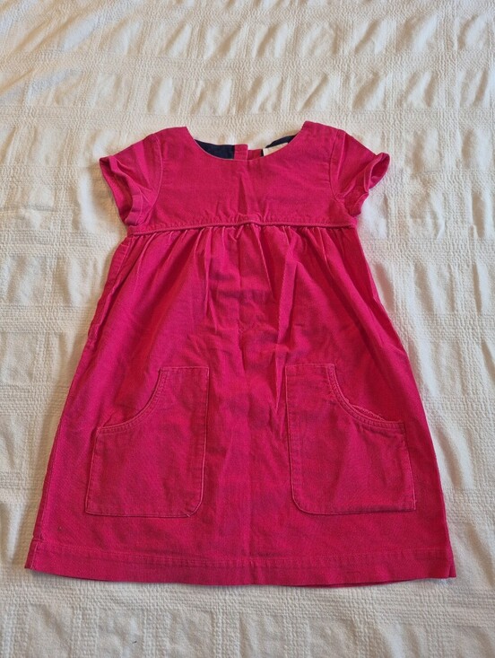 Mini Boden Other - Mini Boden girls 6-7 yrs pink corduroy folded short sleeve dress 2 pockets EUC